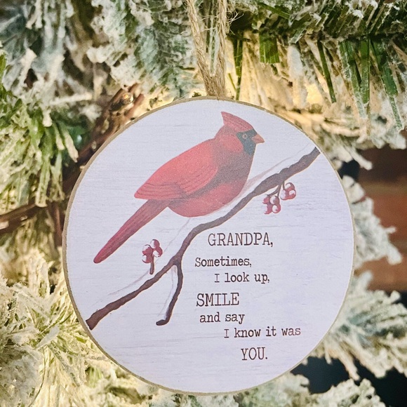 *Grandpa Round Cardinal Ornament - Picture 3 of 12